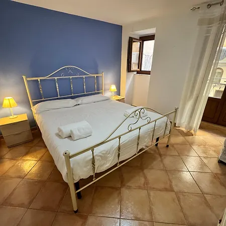 Casa Gioeni Cefalu
